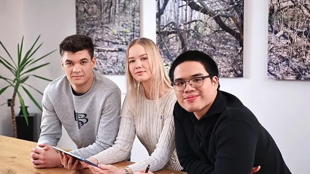 EBS university students