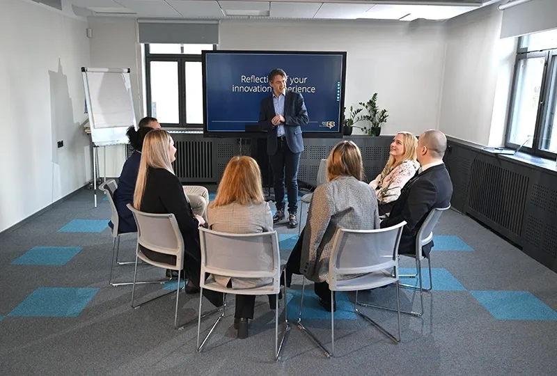 Classroom group with lecturer